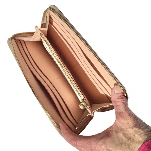 Tory Burch Robinson Continental Leather Wallet - Picture 3 of 4